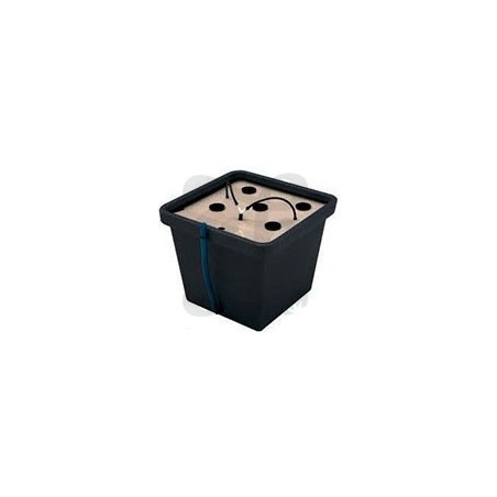 AeroFarm flowerpots by GHE AeroFarm flowerpots by GHE