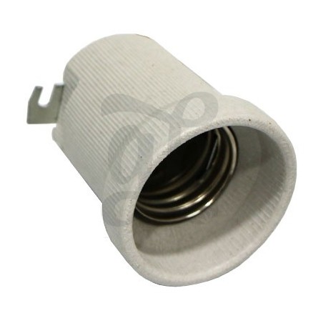 Ceramic light socket for reflectors