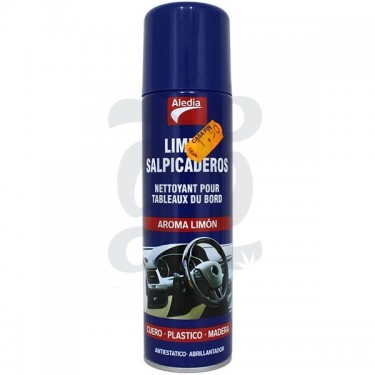 Bote limpia y camufla salpicaderos