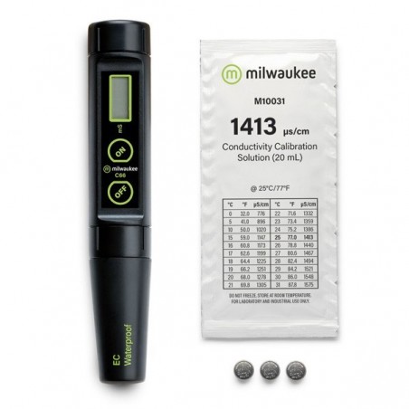 Medidor EC Milwaukee C66 con líquidos calibradores