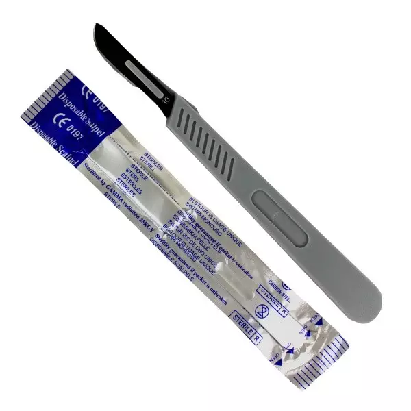 Scalpel - Inexpensive surgical knife - GB